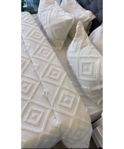 LUSSO Iskandinav Çift Kişilik Yatak Örtüsü 240 X 250 Cm Ve 2 Adet Yastık Ekru